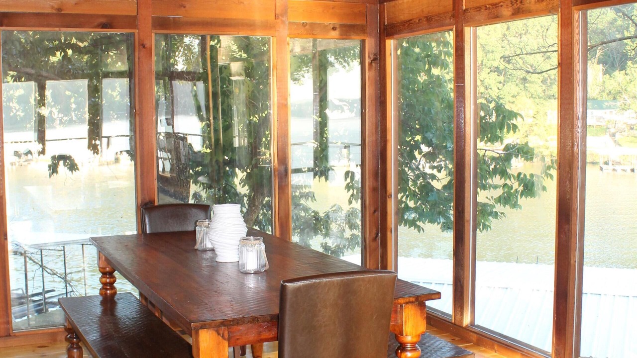 Photo of Bedroom in Edwards