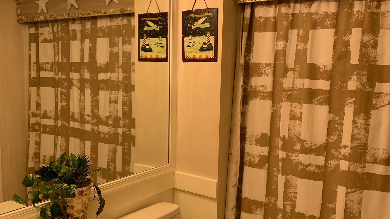 Photo of Bathroom in Ono Island