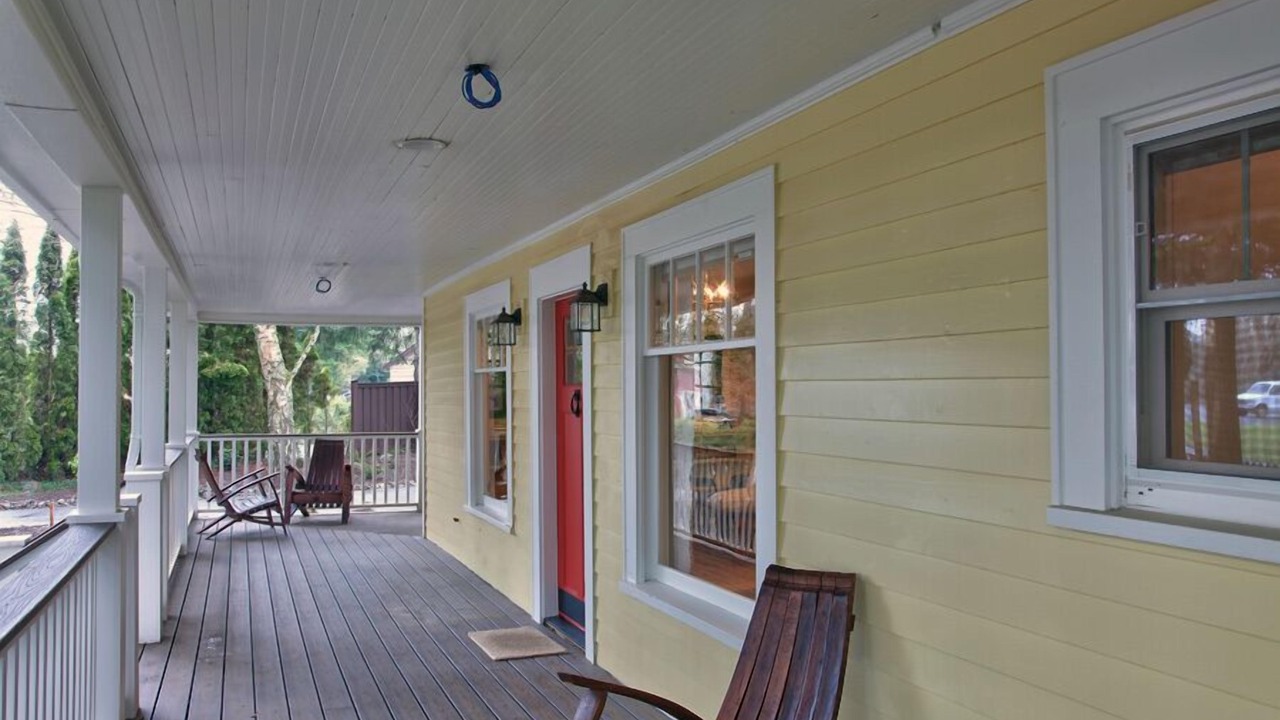 Photo of Patio Balcony in McMinnville