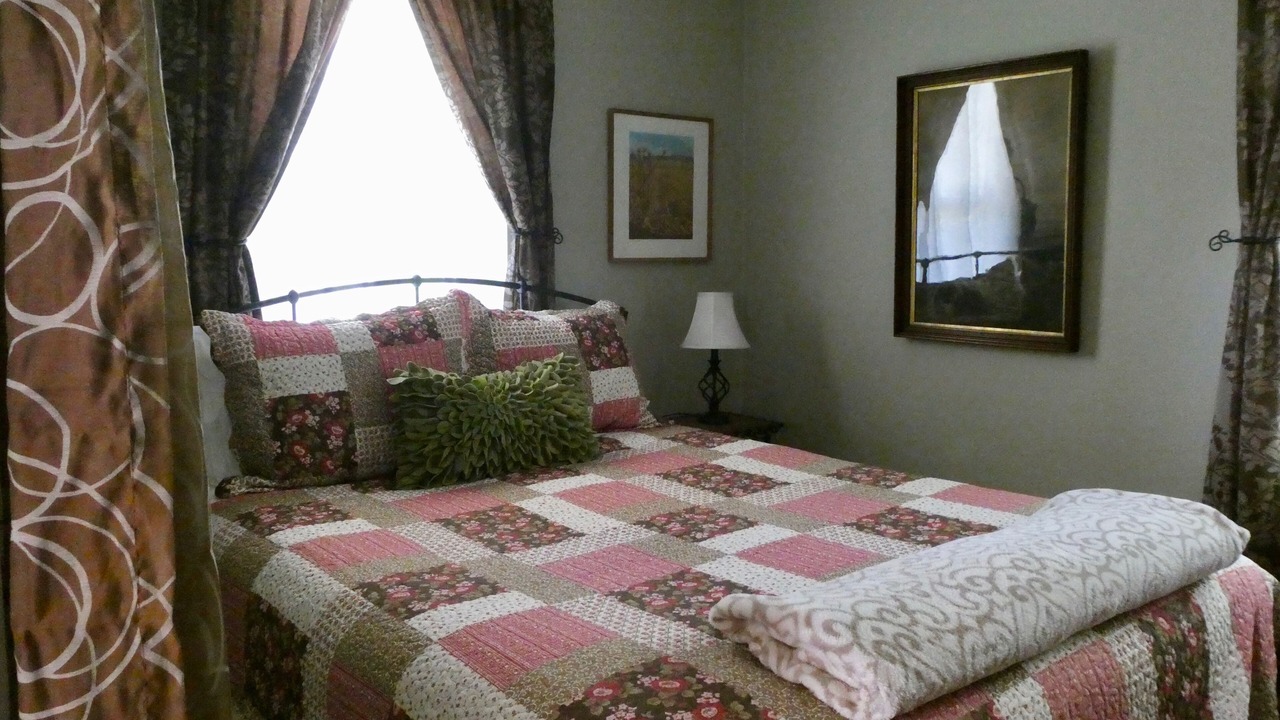 Photo of Bedroom in Ashland