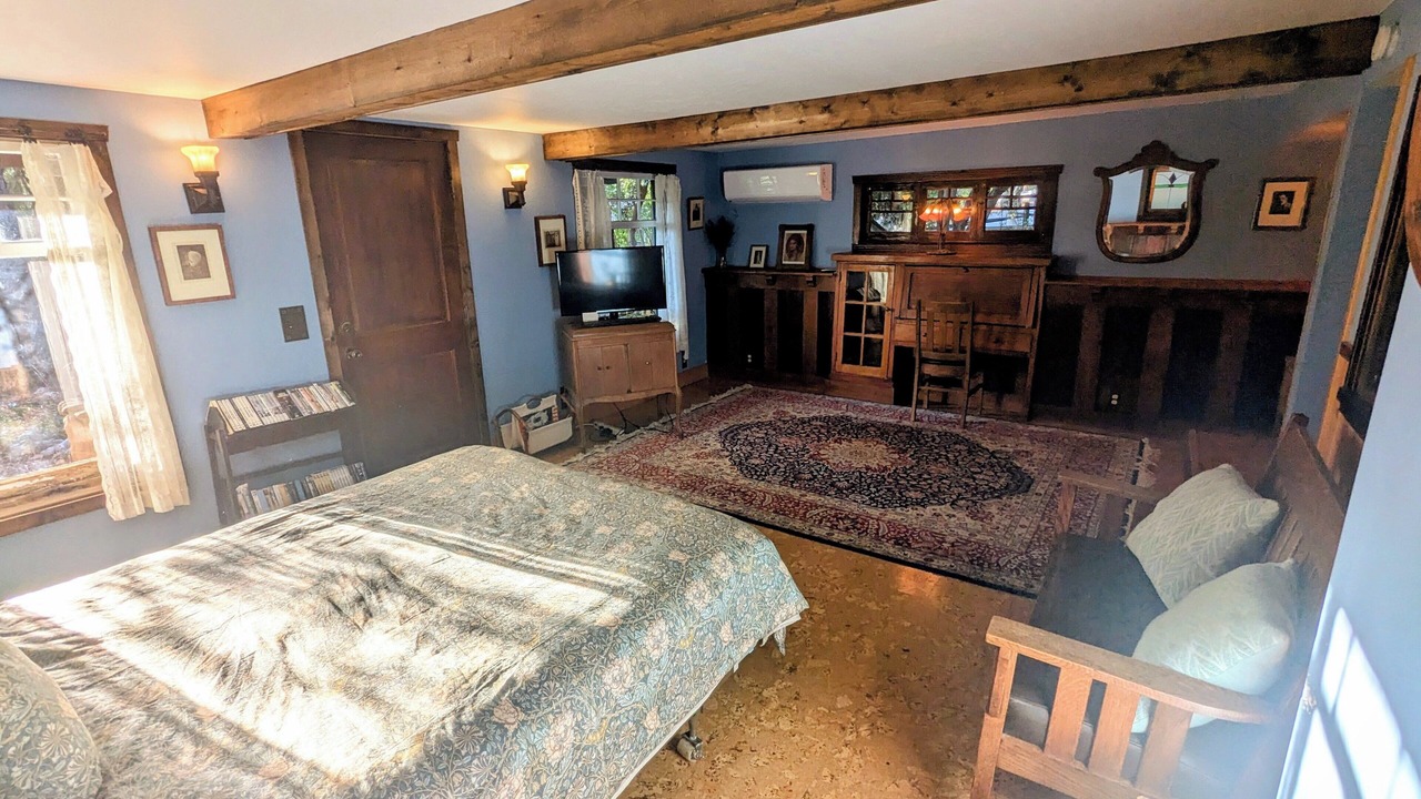 Photo of Bedroom in Fern Valley