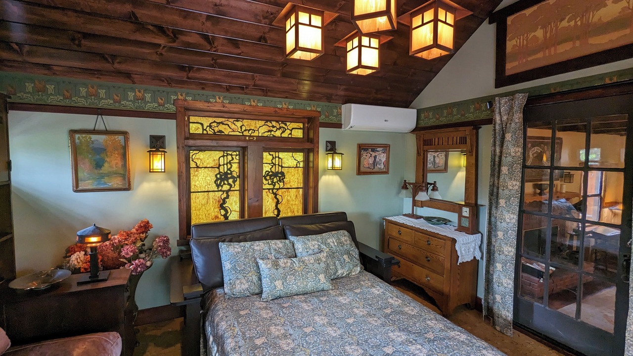 Photo of Bedroom in Fern Valley