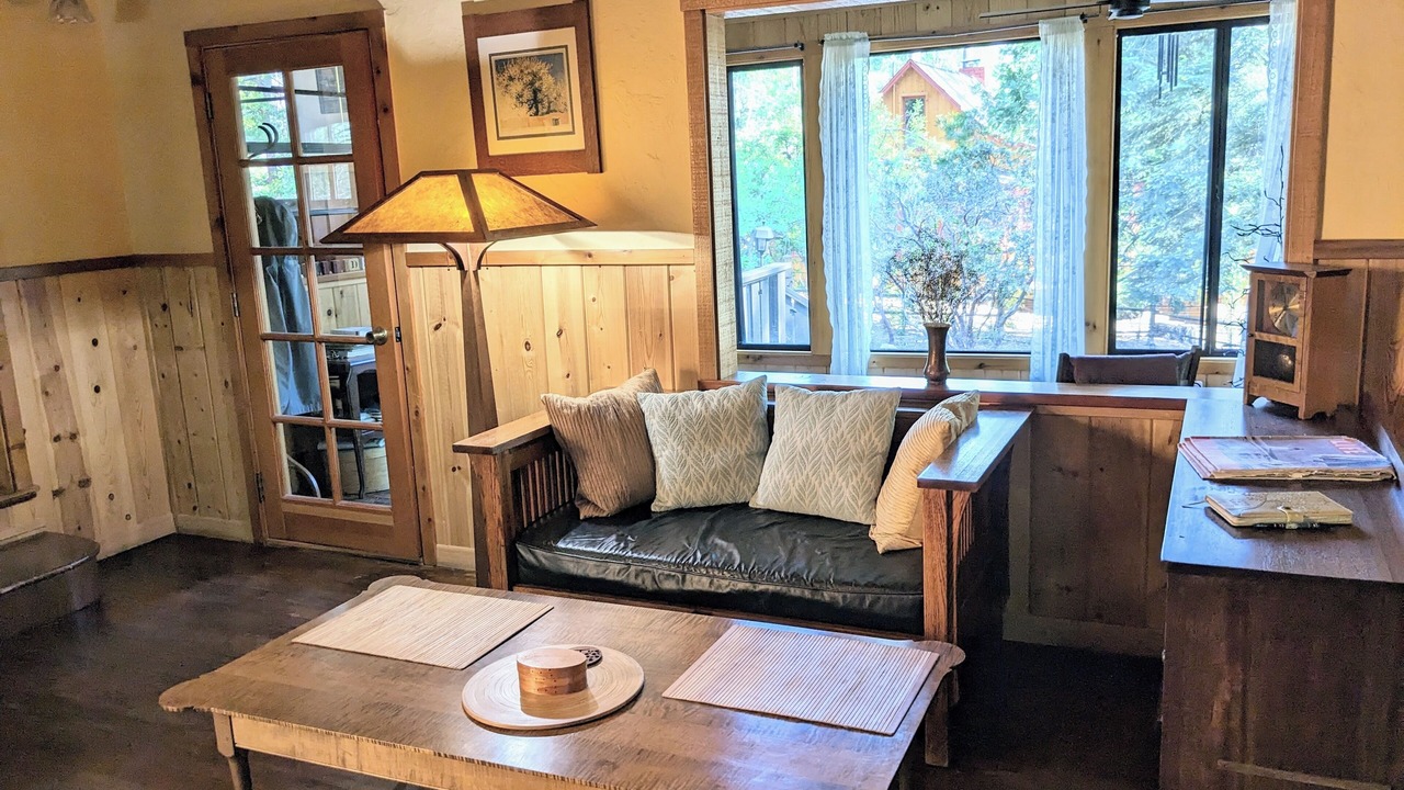 Photo of Livingroom in Fern Valley