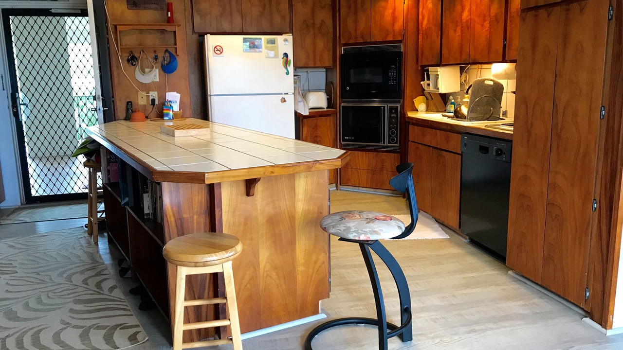 Photo of Kitchen in Maili