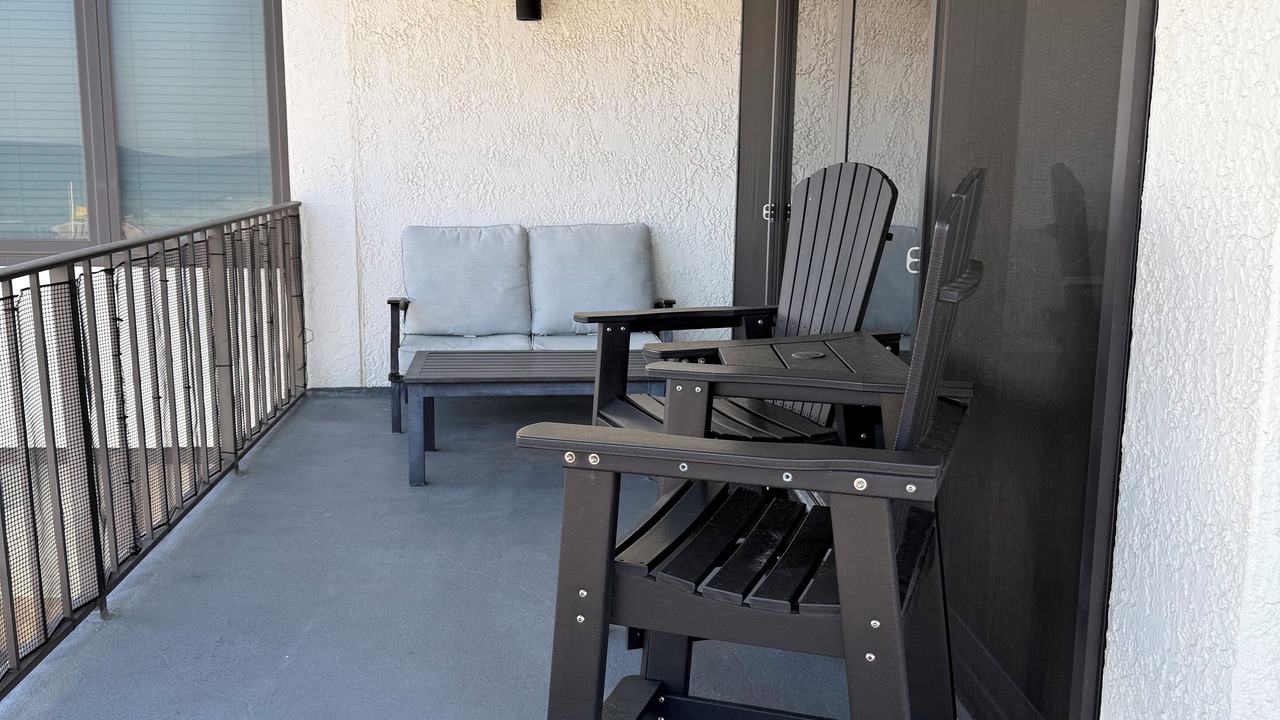 Photo of Patio Balcony in Biltmore Beach