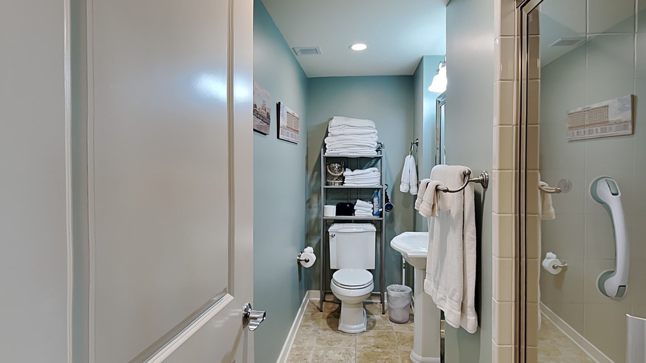 Photo of Bathroom in Galveston