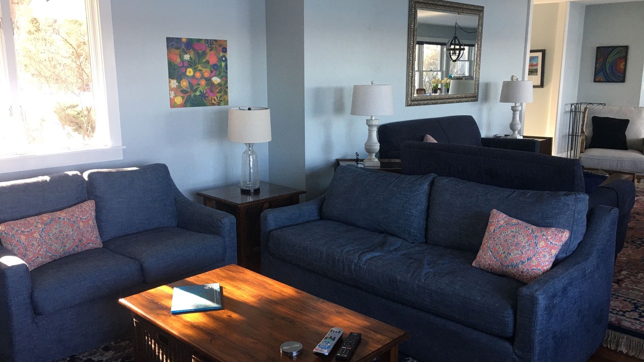 Photo of Livingroom in Suttons Bay