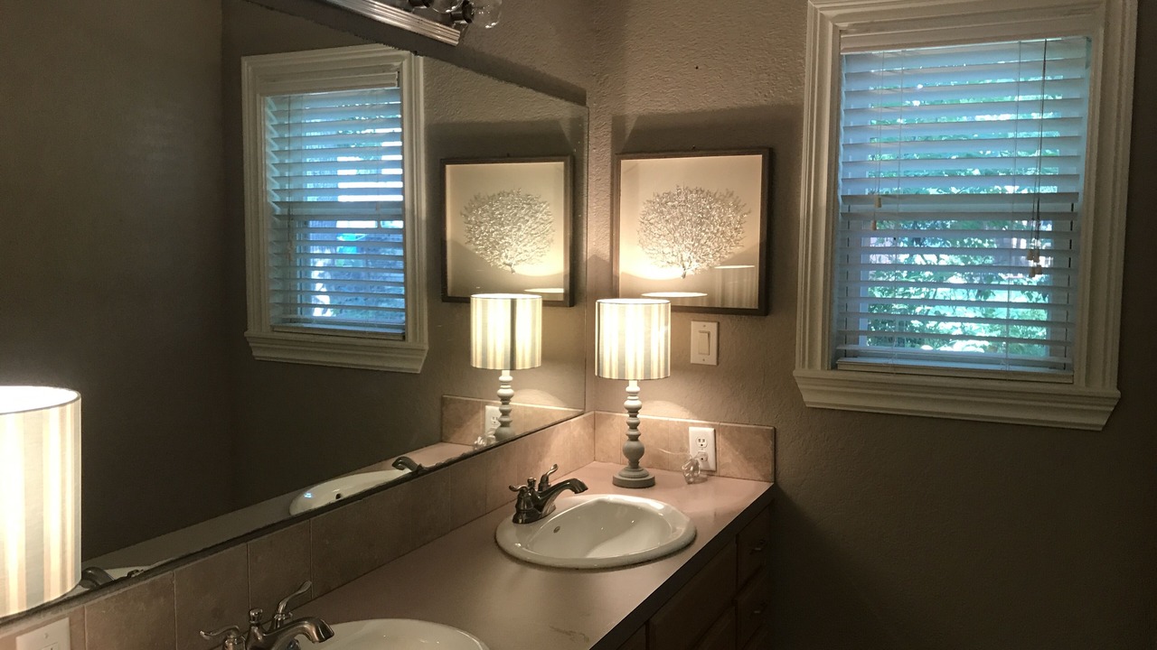 Photo of Bathroom in Piney