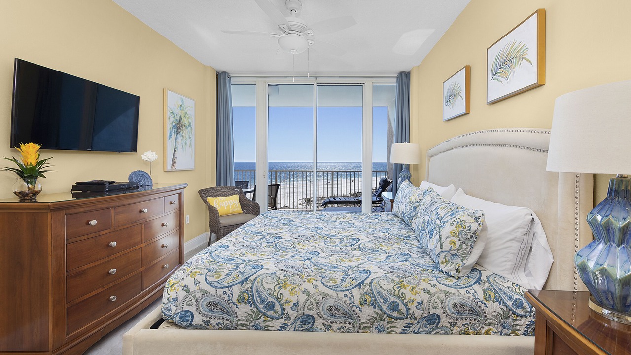 Photo of Bedroom in Gulf Shores