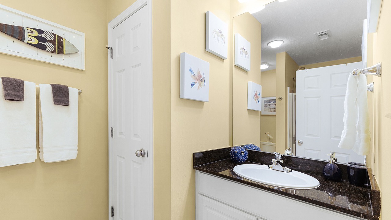 Photo of Bathroom in Gulf Shores