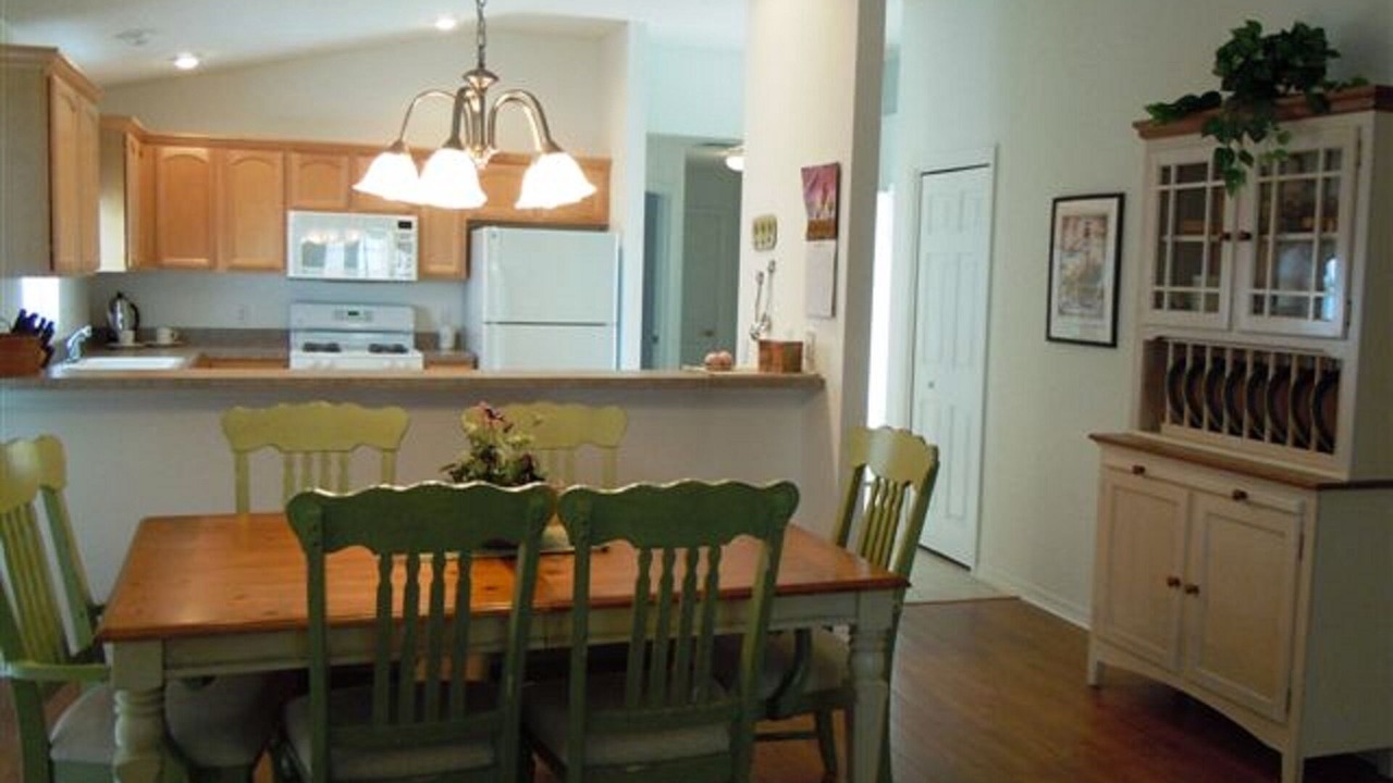 Photo of Livingroom in Virginia Trace