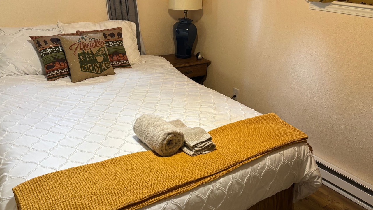 Photo of Bedroom in Cooper Landing