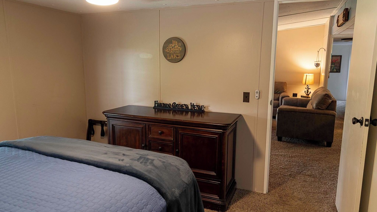 Photo of Bedroom in Shell Knob