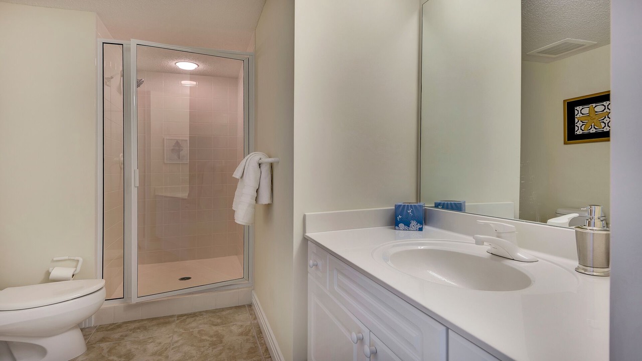 Photo of Bathroom in Navarre Beach