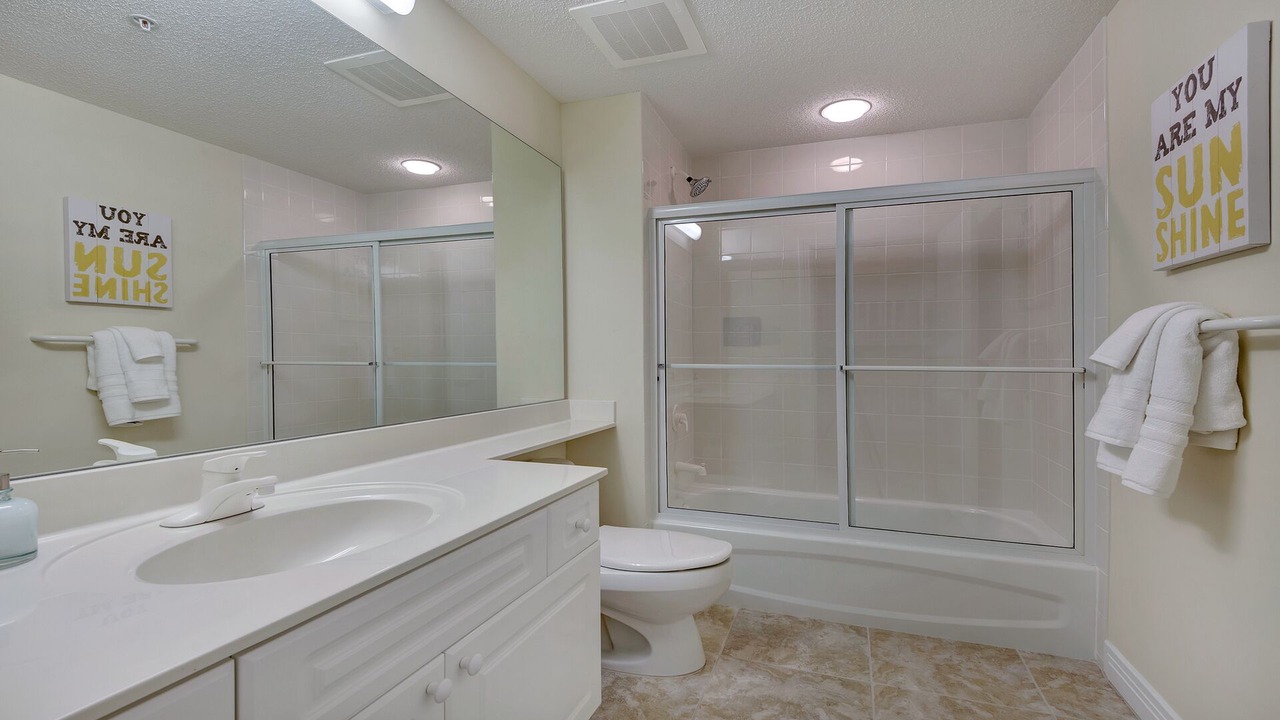 Photo of Bathroom in Navarre Beach