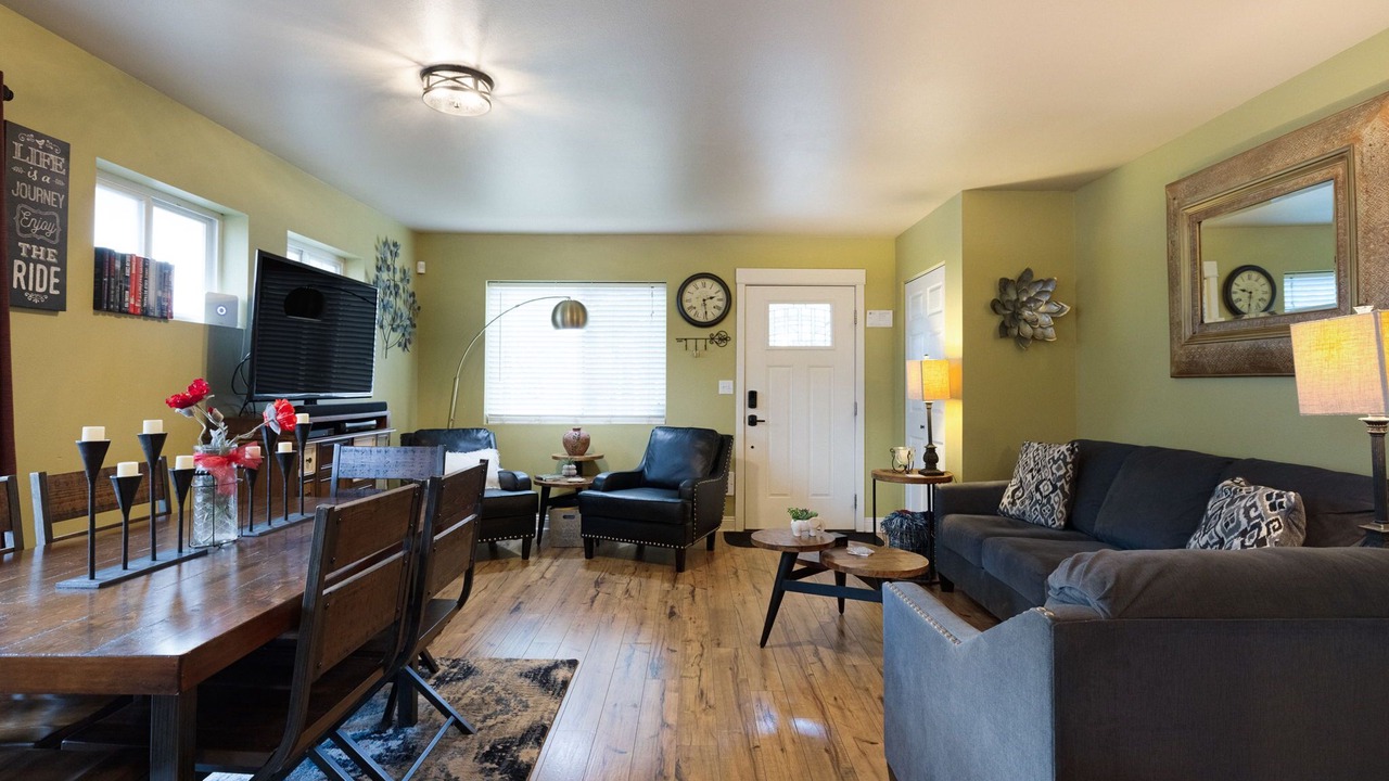 Photo of Livingroom in Bend