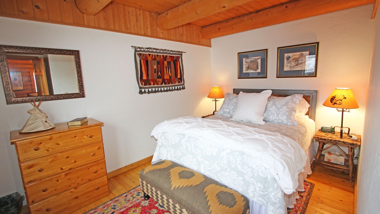 Photo of Bedroom in Story