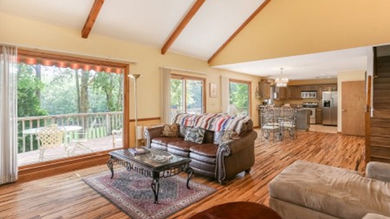 Photo of Bedroom in Alpine Bay