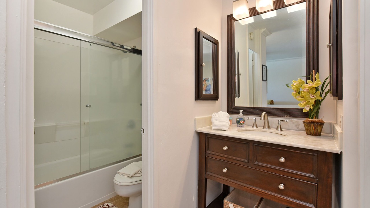 Photo of Bathroom in Honokowai