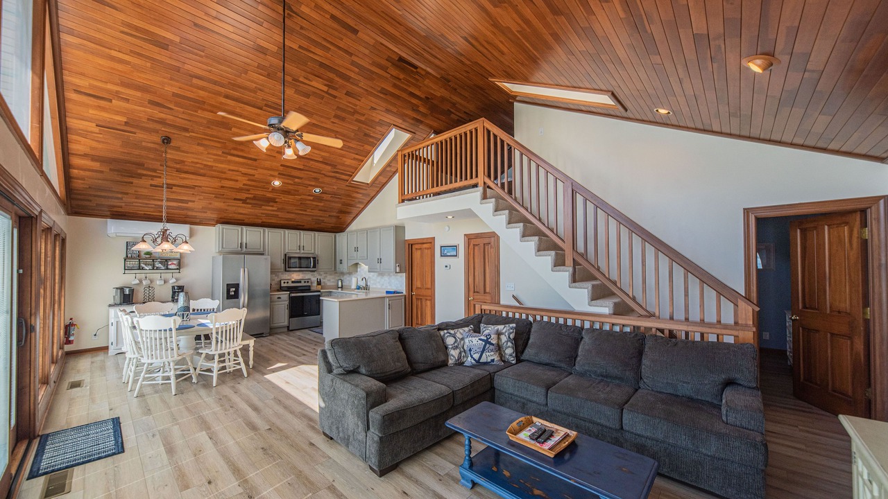 Photo of Livingroom in Gilbertsville