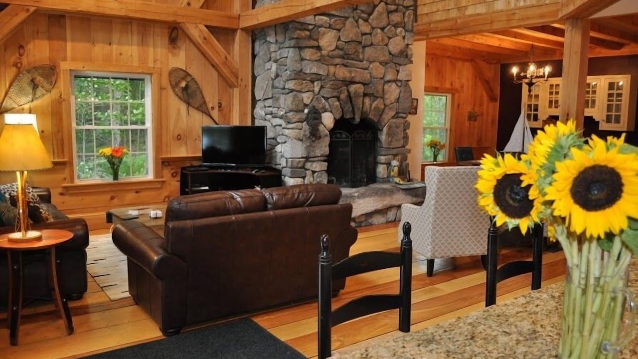 Photo of Livingroom in Wolfeboro