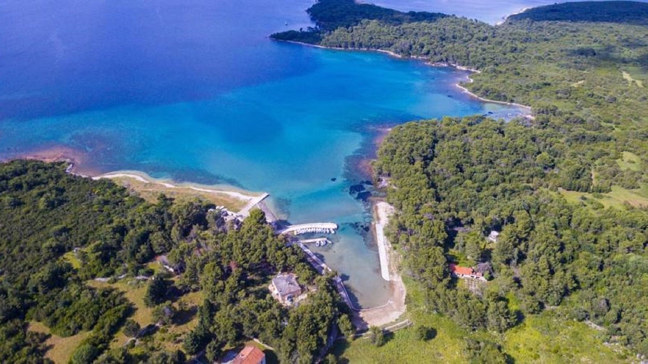 Photo of Outdoor in Molat