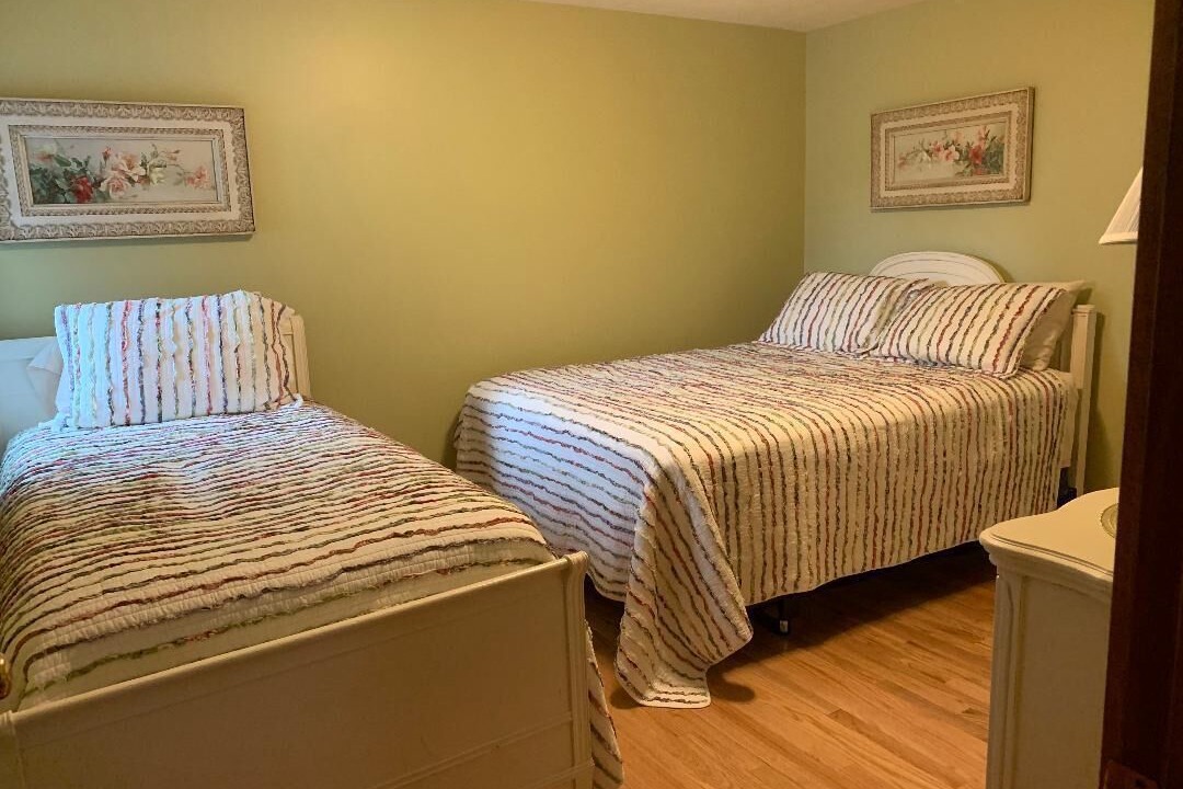 Photo of Bedroom in York Beach