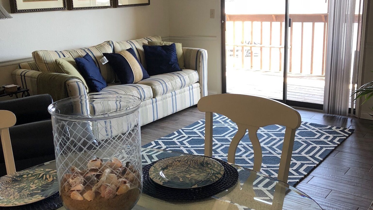 Photo of Livingroom in Osage Beach
