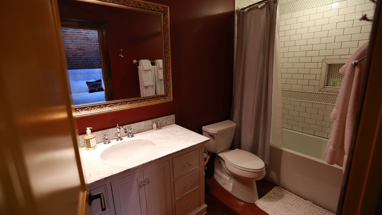 Photo of Bathroom in Arts District