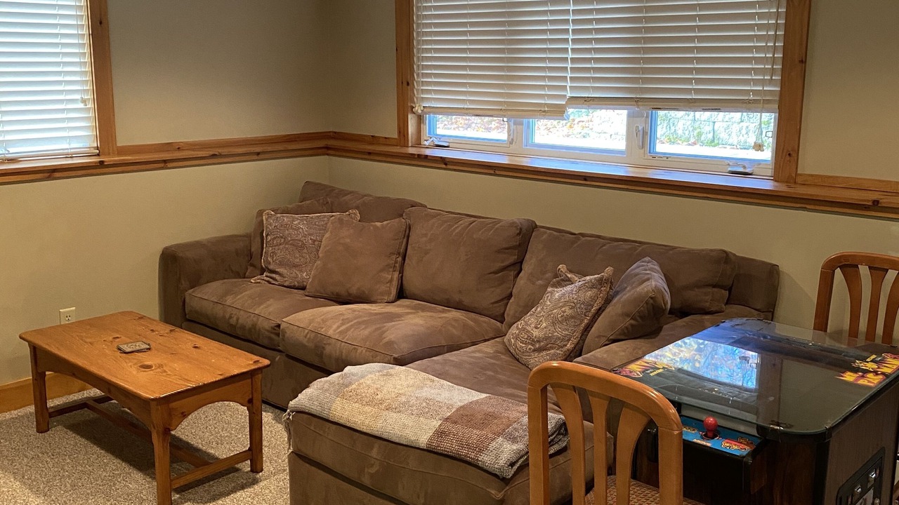 Photo of Livingroom in North Troy