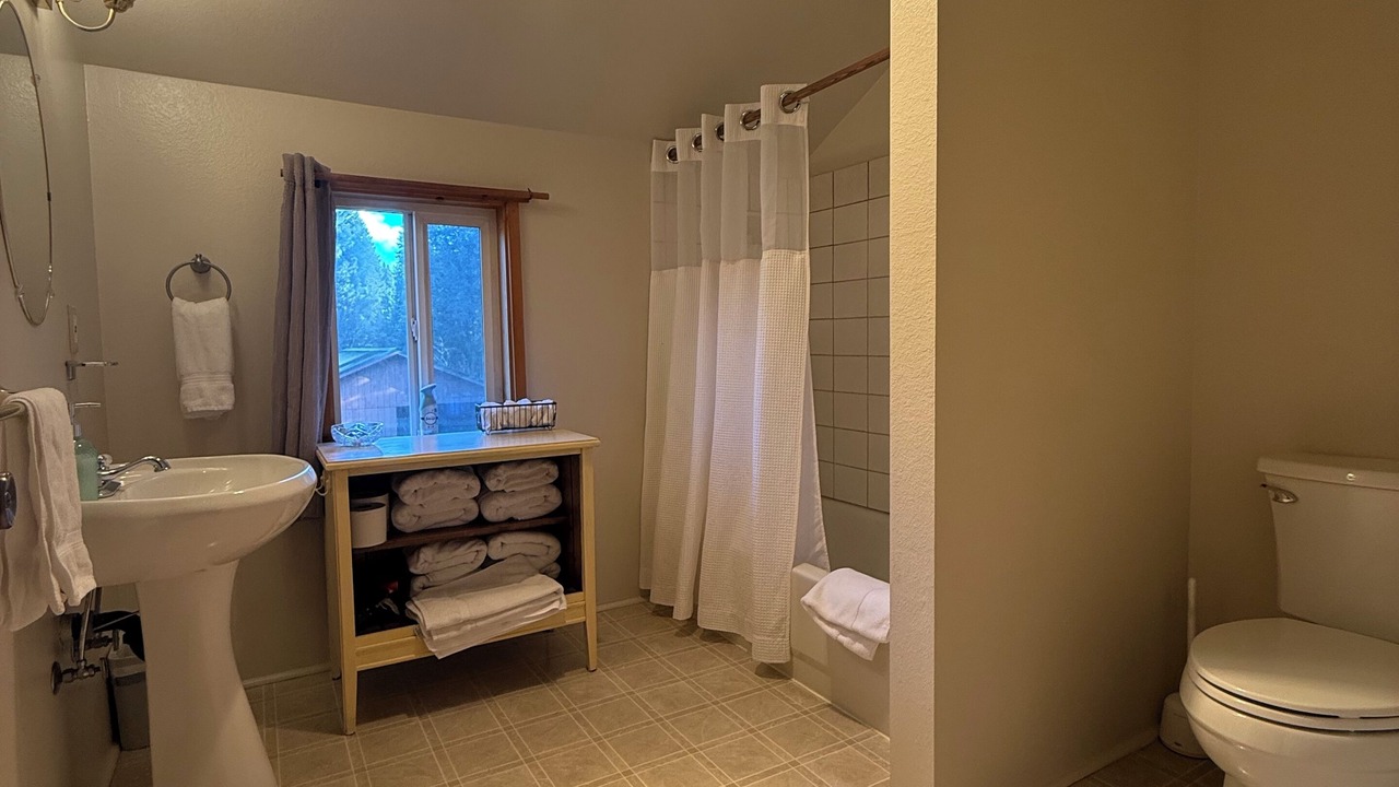 Photo of Bathroom in Prospect