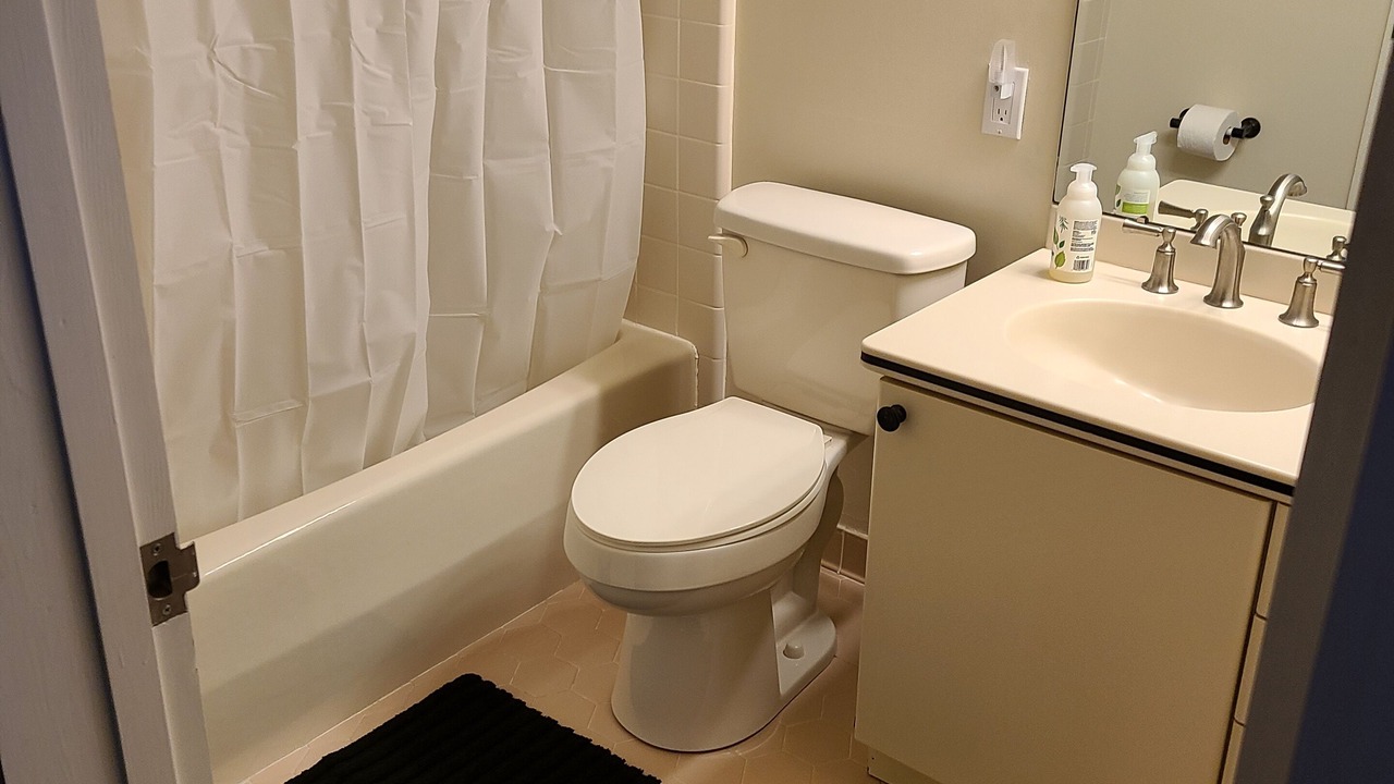Photo of Bathroom in Barium Springs