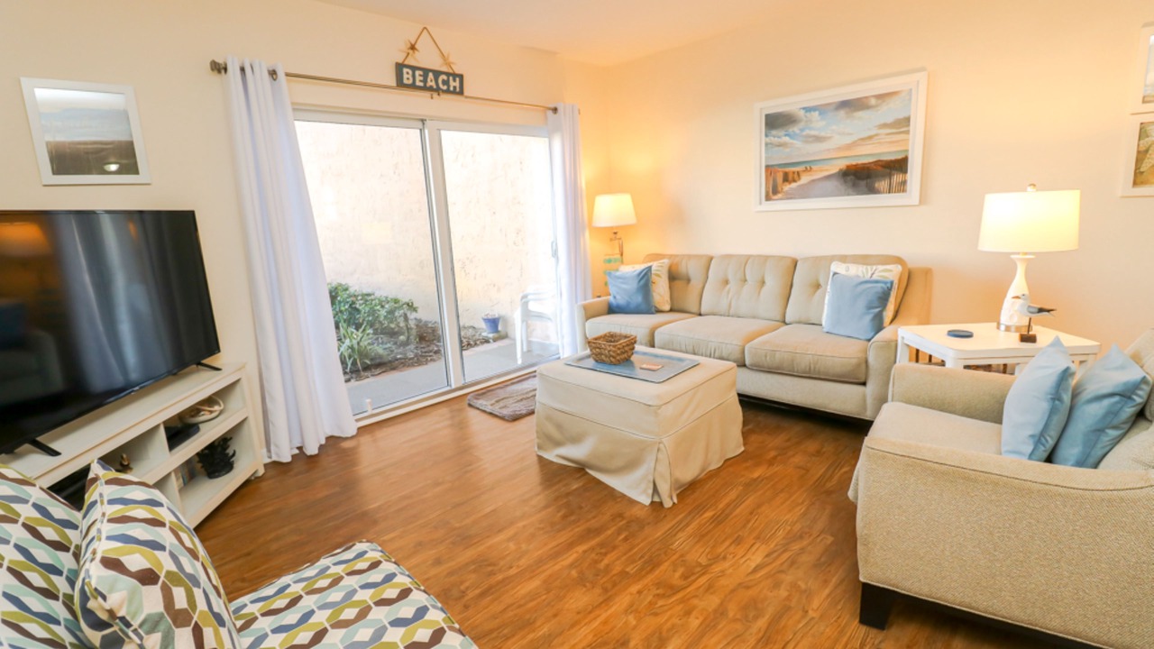 Photo of Livingroom in Butler Beach