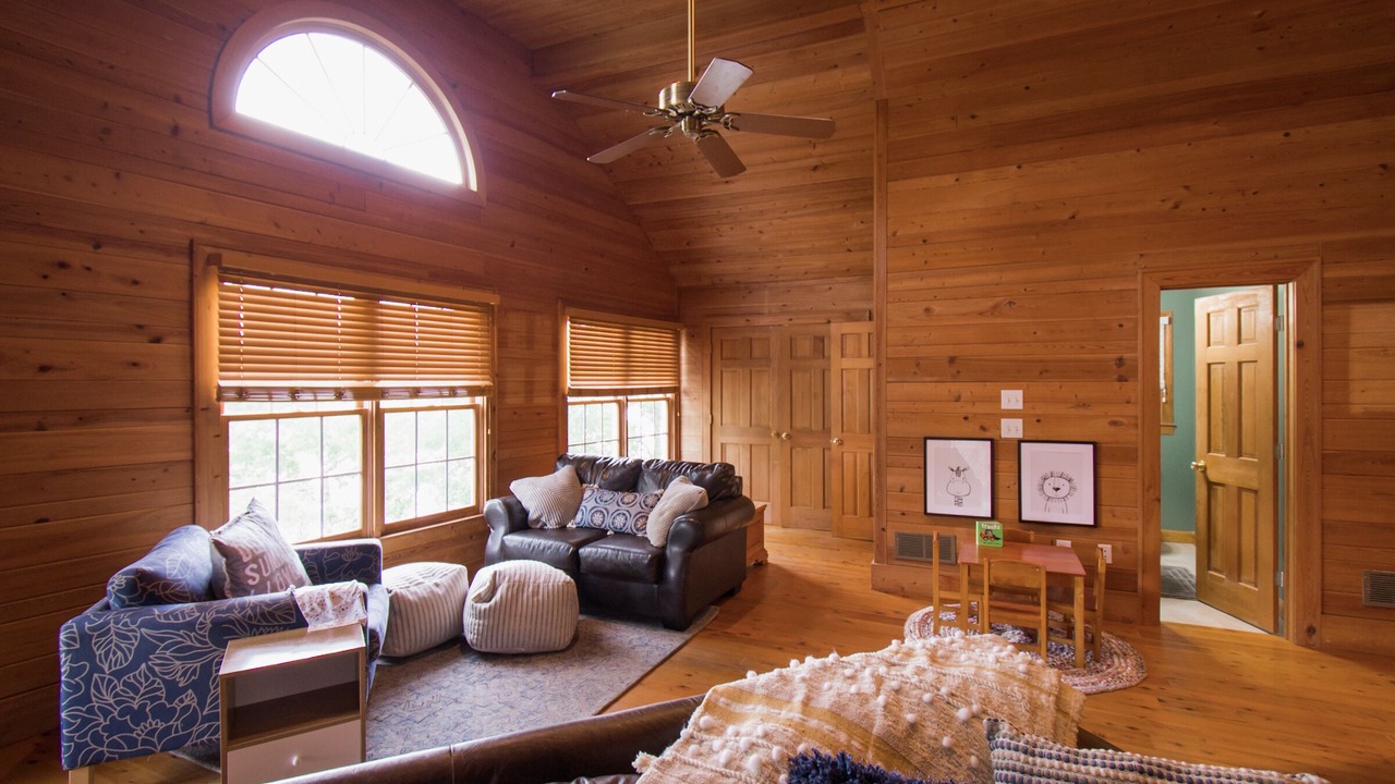 Photo of Livingroom in Covington