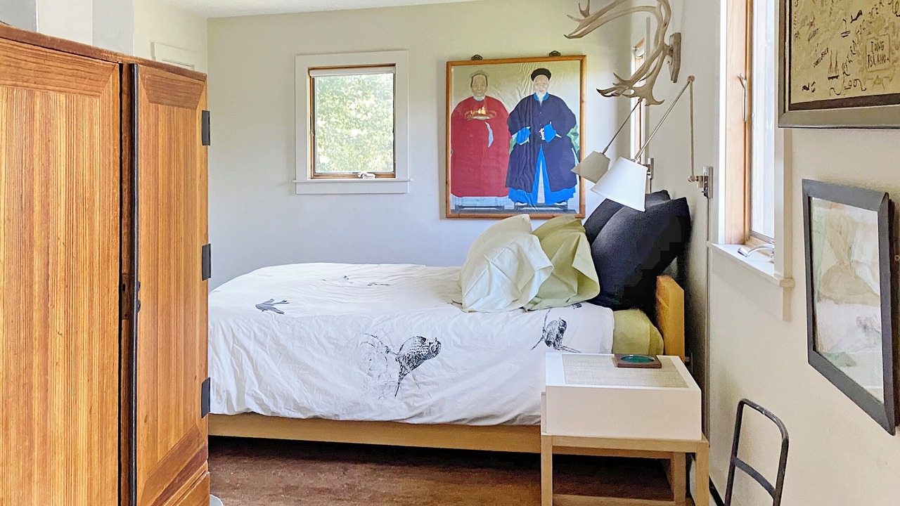 Photo of Bedroom in Hudson