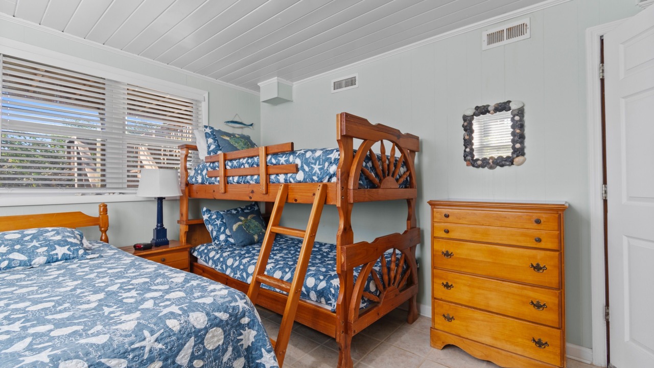 Photo of Bedroom in Holden Beach