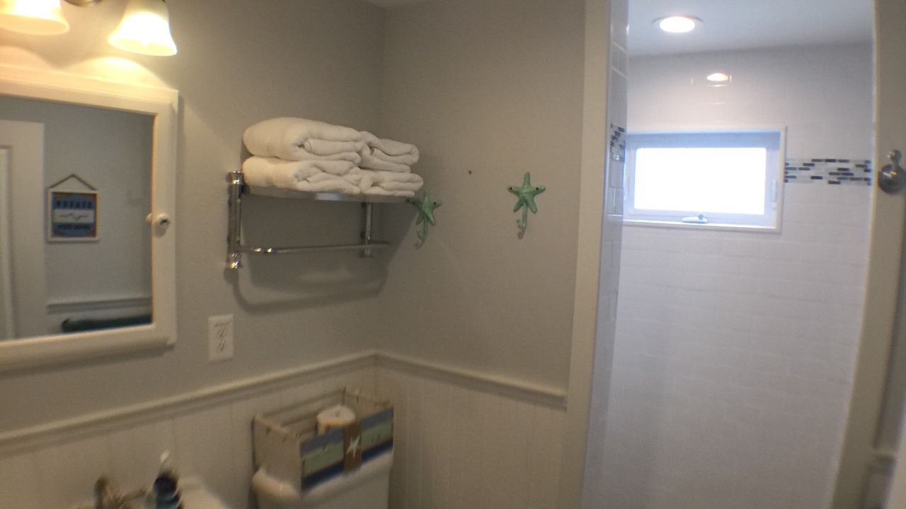 Photo of Bathroom in South Beach Haven