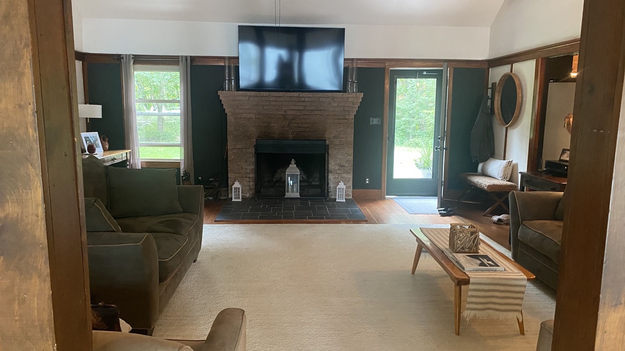 Photo of Livingroom in Long Lake