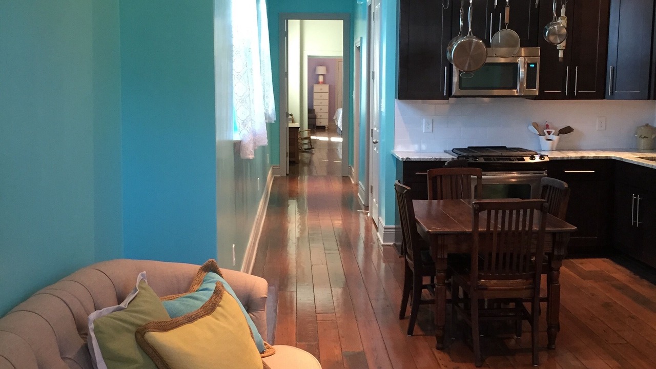 Photo of Livingroom in East Riverside