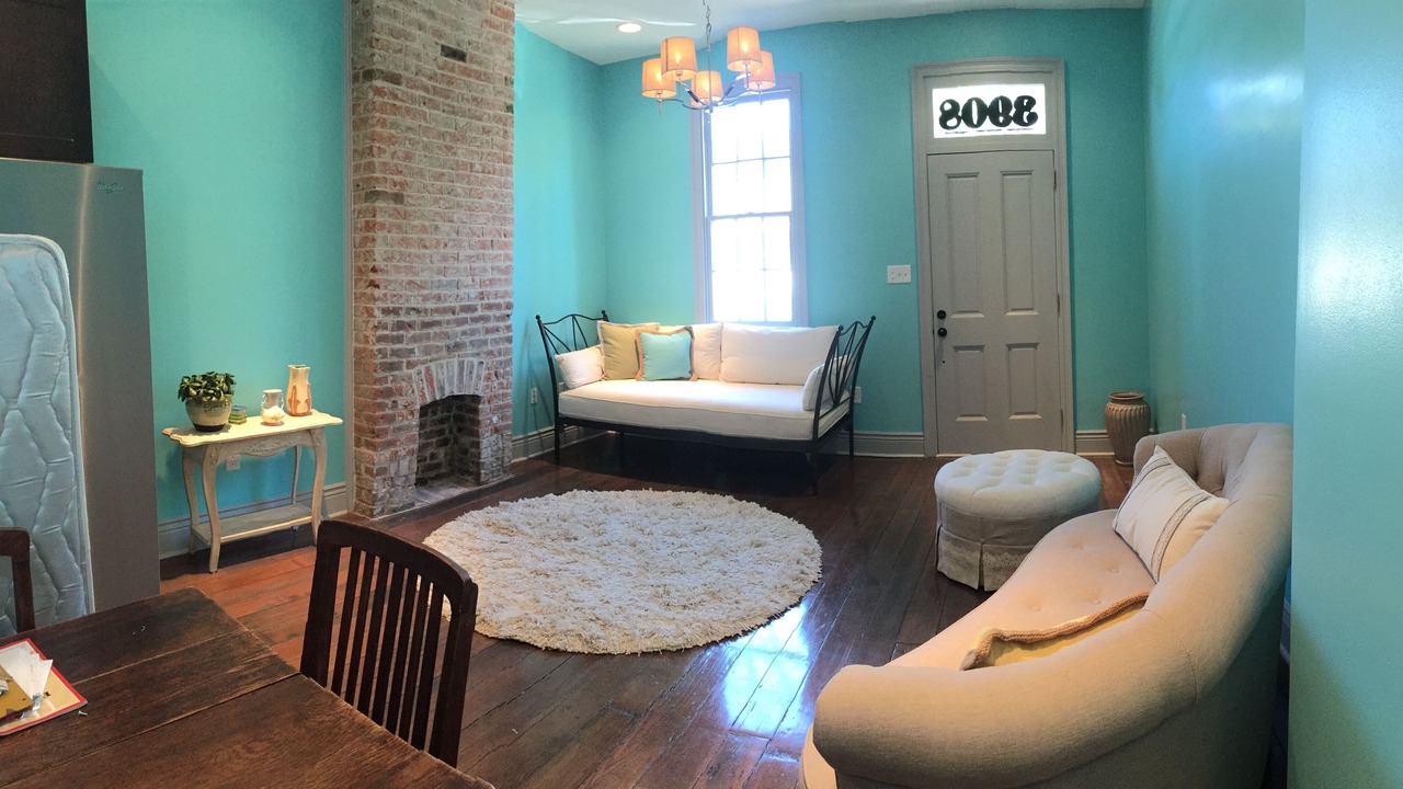 Photo of Livingroom in East Riverside