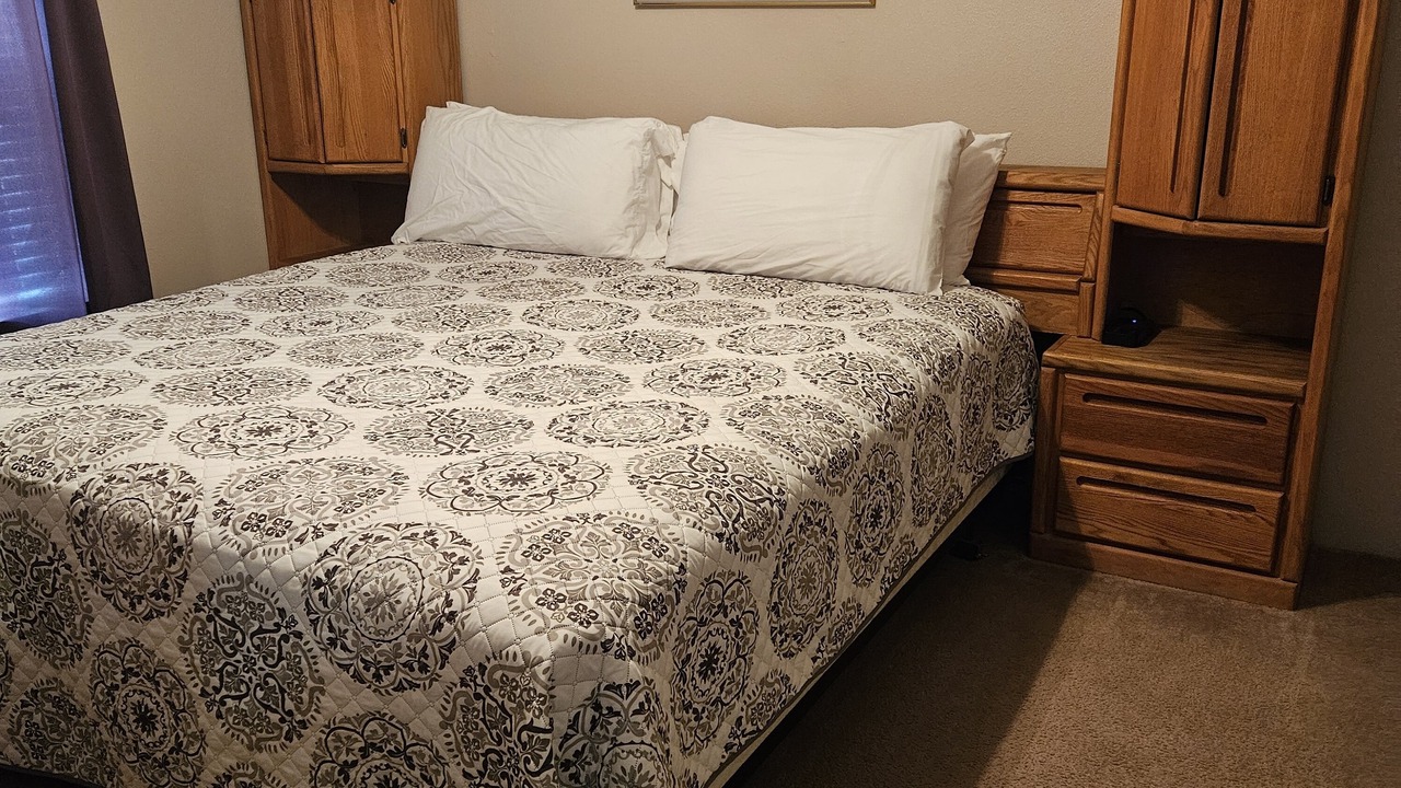 Photo of Bedroom in Thompson