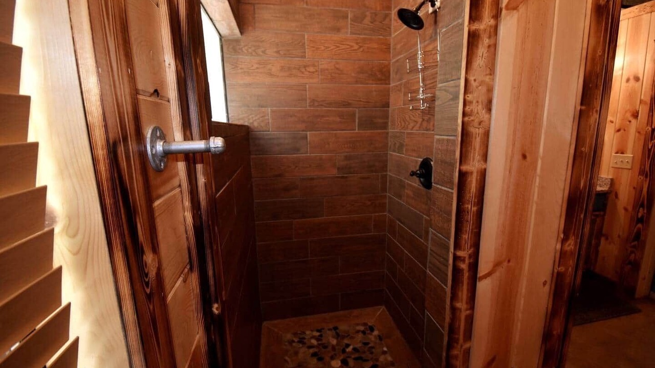 Photo of Bathroom in Hochatown