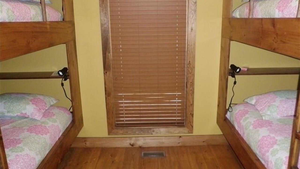 Photo of Bedroom in Eden Isle