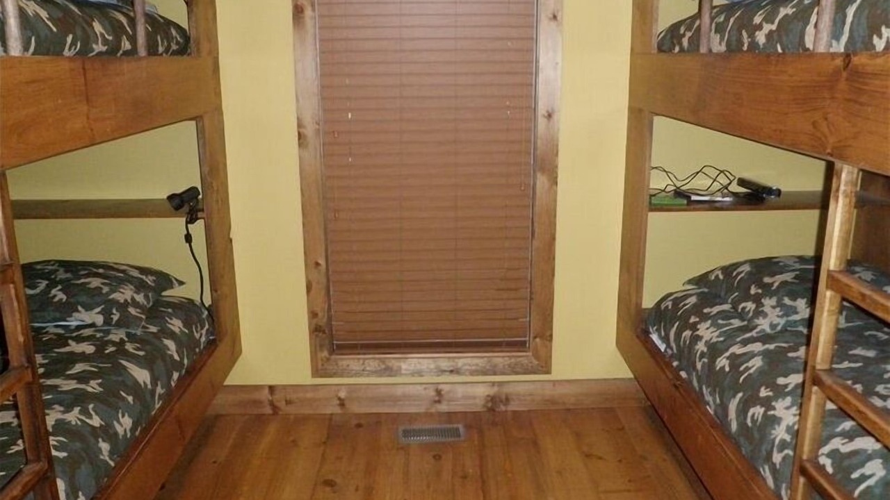 Photo of Bedroom in Eden Isle