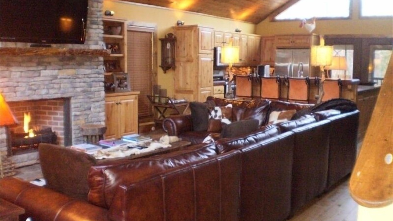 Photo of Livingroom in Eden Isle