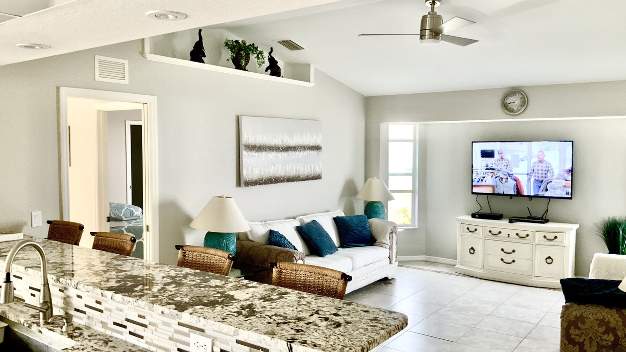 Photo of Livingroom in White Marsh