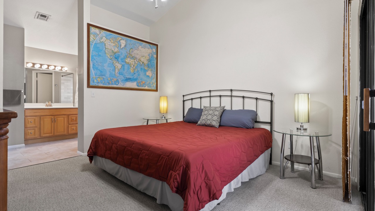 Photo of Bedroom in Desert Foothills Estates