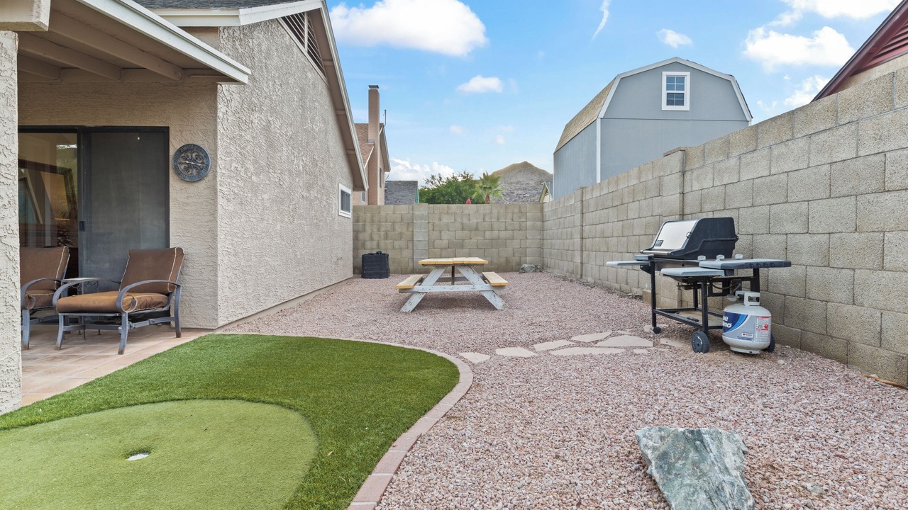 Photo of Outdoor in Desert Foothills Estates