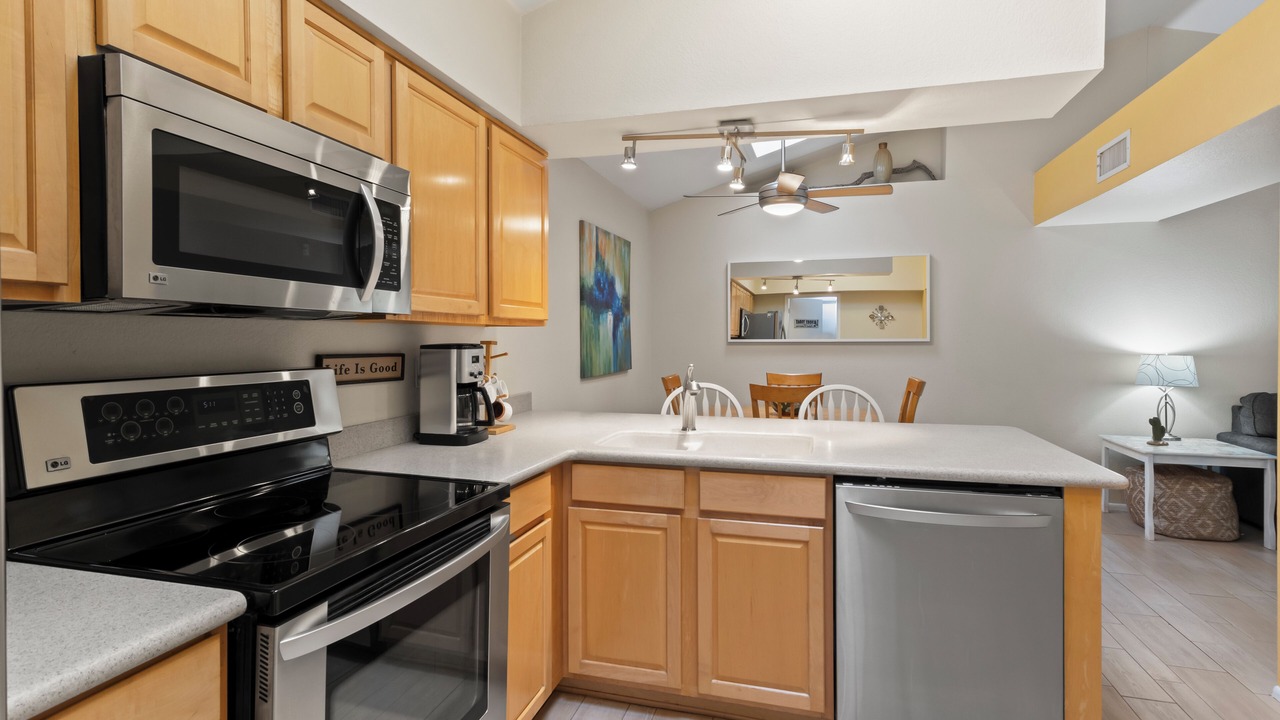 Photo of Kitchen in Desert Foothills Estates