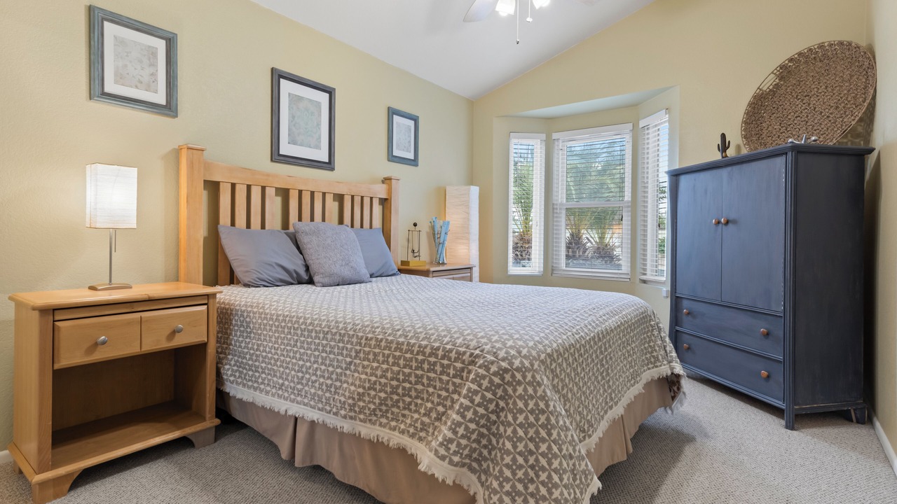 Photo of Bedroom in Desert Foothills Estates